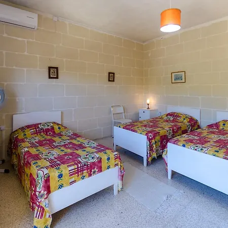 Maryanne-joe Flats *