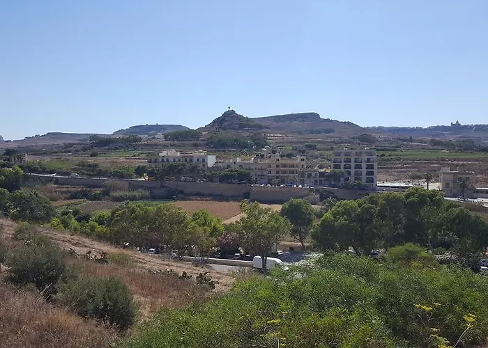 Maryanne-joe Flats * Marsalforn